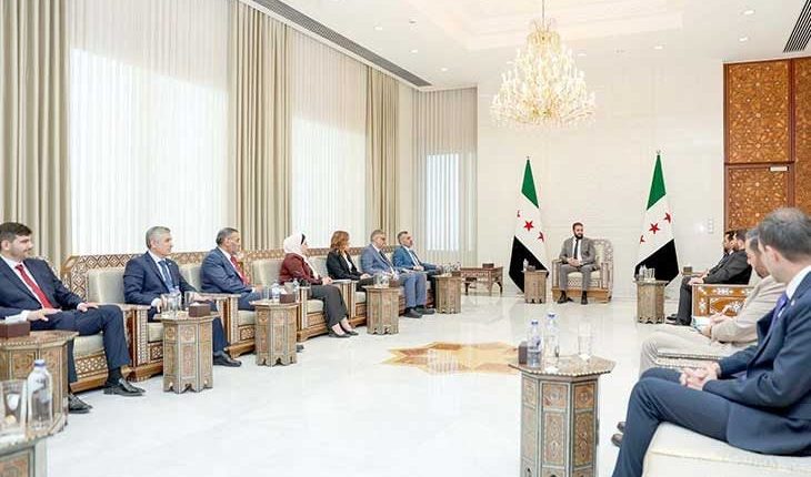 اجتماع الرئيس السوري أحمد الشرع مع اللجنة العليا لانتخابات مجلس الشعب