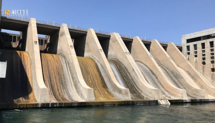 انخفاض منسوب مياه سد الفرات بمدينة الطبقة - نورث برس/أرشيفية
