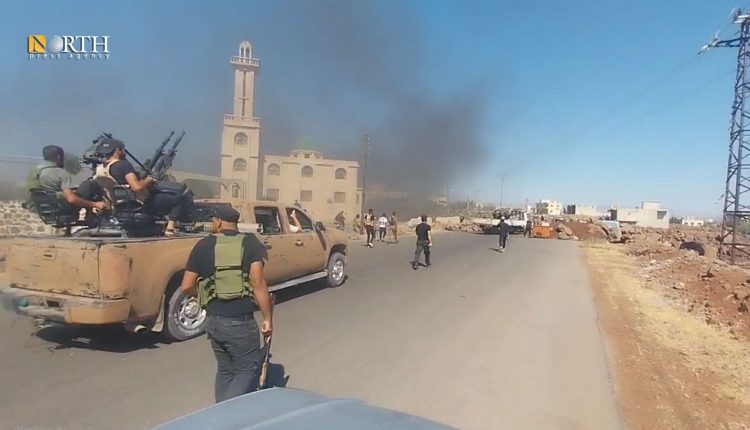 عناصر للجيش السوري على أطرف السويداء الغربي خلال اشتباكات شهدتها الأسبوع الماضي- نورث برس