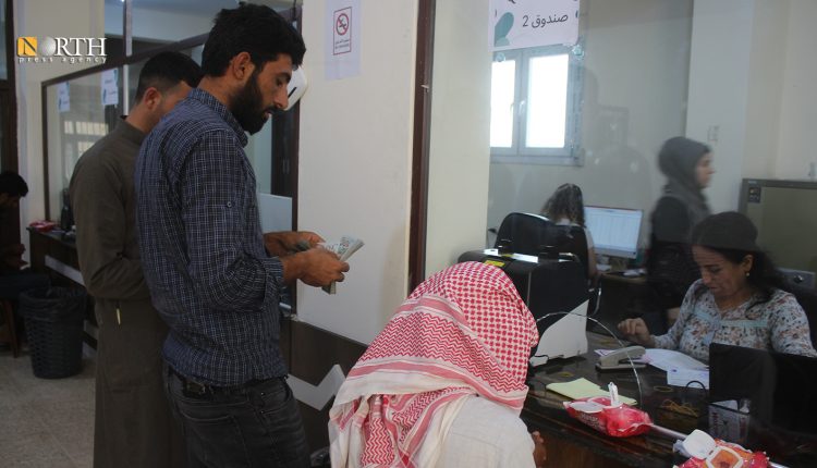 صرف فواتير القمح من مكتب النقد والمدفوعات بالإدارة الذاتية في كوباني – نورث برس