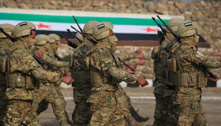 عناصر من الجيش السوري