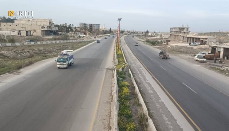 أتستراد باب الهوى سرمدا شمال إدلب - نورث برس