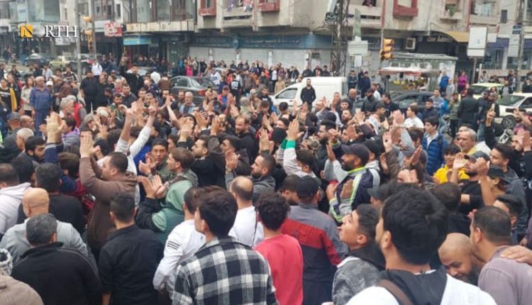 مظاهرة في جبلة بريف اللاذقية للمطالبة بـالإفراج عن معتقلين – نورث برس