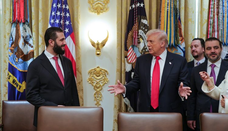 الرئيس السوري أحمد الشرع ونظيره الأميركي دونالد ترامب