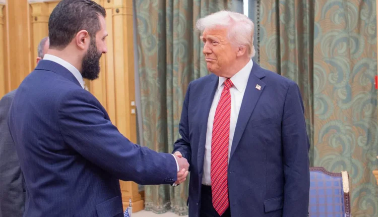 الرئيس الأميركي دونالد ترامب ونظيره السوري أحمد الشرع