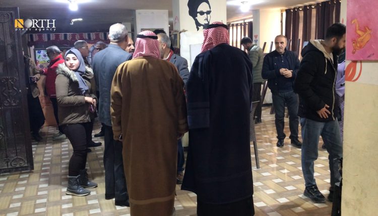 معرض للفن التشكيلي في الرقة – نورث برس