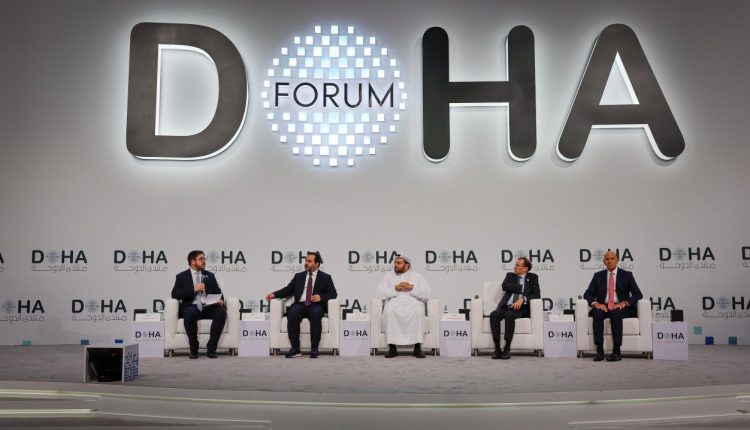 وزير الخارجية السوري أسعد الشيباني خلال مشاركته في منتدى الدوحة
