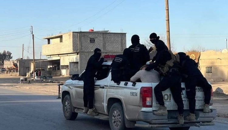 دورية للأمن العام تعتقل عدة أشخاص بعد تعرضها لهجمات متفرقة بريف دير الزور