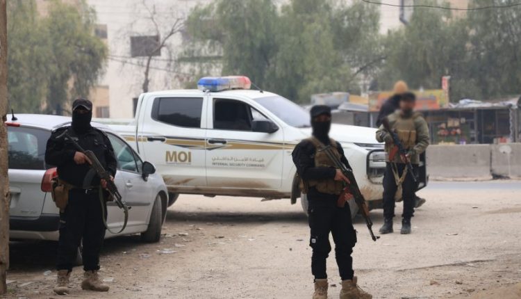 عناصر للأمن الداخلي بريف دير الزور