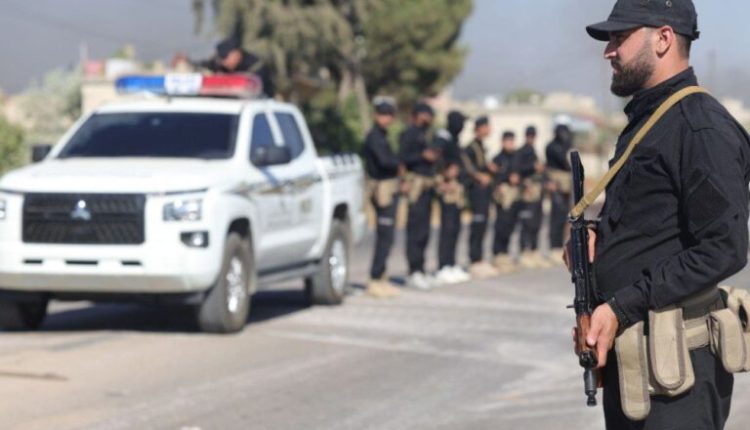 عناصر من الأمن الداخلي السوري