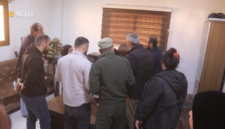 توافد سكان كرد إلى مراكز تقديم الطلبات للحصول على الجنسية السورية – نورث برس
