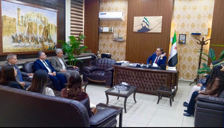اجتماع مسؤول منطقة كوباني مع مدير منطقة المدينة والمجلس التنفيذي للبلدية