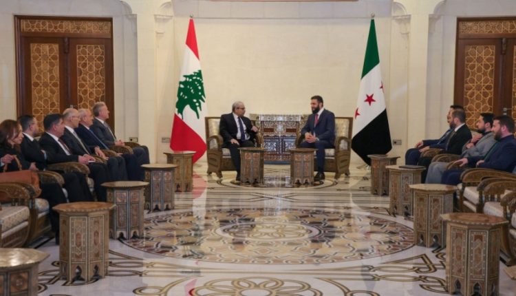 الرئيس السوري يستقبل رئيس الحكومة اللبناني بدمشق