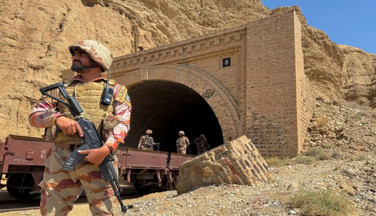 جنود من الجيش الباكستاني باكستان - رويترز