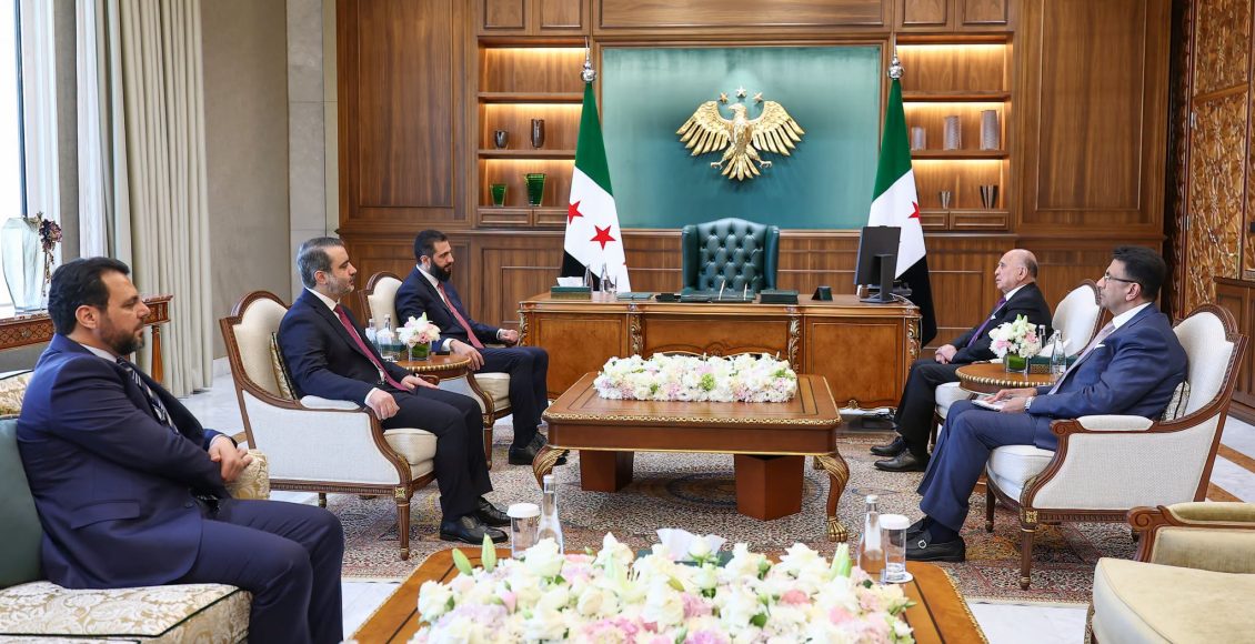 الرئيس الشرع يستقبل وزير الخارجية العراقي والوفد المرافق له