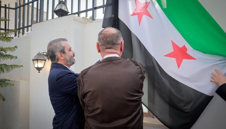 الشيباني يفتتح السفارة السورية في ليبيا